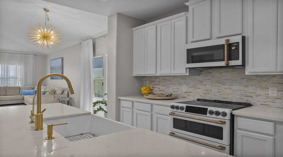 1425 Sambar Lp, Laredo, Texas 78045, 5 Bedrooms Bedrooms, 5 Rooms Rooms,2 BathroomsBathrooms,Residential,For Sale,1425 Sambar Lp,20264305