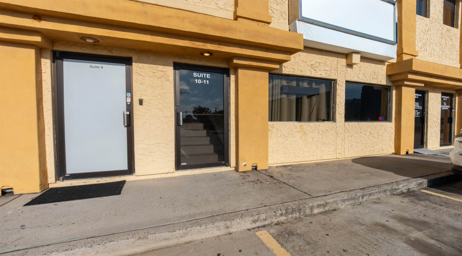 5918 McPherson Rd, Laredo, Texas 78041, 1 Room Rooms,1 BathroomBathrooms,Commercial retail/office,For Sale,5918 McPherson Rd,20264312