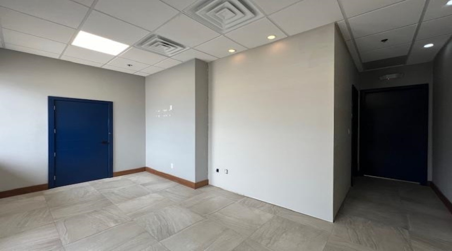 6602 Polaris Dr, Laredo, Texas 78041, 1 Room Rooms,2 BathroomsBathrooms,Commercial retail/office,For Rent,6602 Polaris Dr,20264313