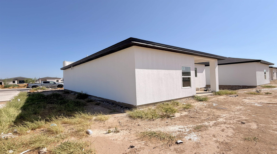 1605 Secretaria Ln., LAREDO, Texas 78046, 3 Bedrooms Bedrooms, 6 Rooms Rooms,2 BathroomsBathrooms,Residential,For Sale,1605 Secretaria Ln.,20264309
