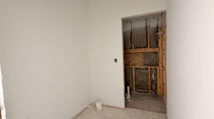 1605 Secretaria Ln., LAREDO, Texas 78046, 3 Bedrooms Bedrooms, 6 Rooms Rooms,2 BathroomsBathrooms,Residential,For Sale,1605 Secretaria Ln.,20264309
