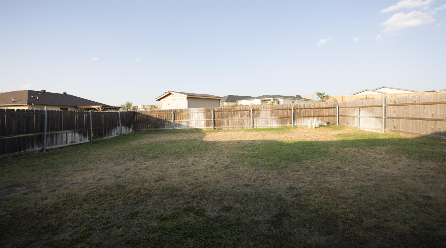 5427 Granja Dr., Laredo, Texas 78046, 3 Bedrooms Bedrooms, 7 Rooms Rooms,2 BathroomsBathrooms,Residential,For Rent,5427 Granja Dr.,20264311