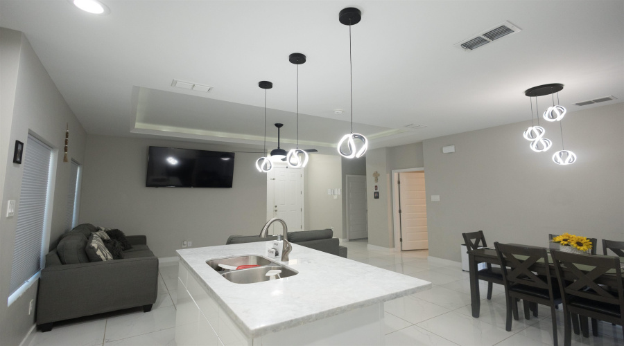5427 Granja Dr., Laredo, Texas 78046, 3 Bedrooms Bedrooms, 7 Rooms Rooms,2 BathroomsBathrooms,Residential,For Rent,5427 Granja Dr.,20264311