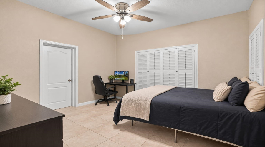 1702 OKane St, Laredo, Texas 78045-8869, ,Multi-family,For Sale,1702 OKane St,20264317