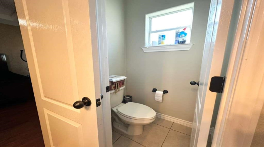 3918 Aidin St, LAREDO, Texas 78045, 3 Bedrooms Bedrooms, 6 Rooms Rooms,2 BathroomsBathrooms,Residential,For Sale,3918 Aidin St,20262143