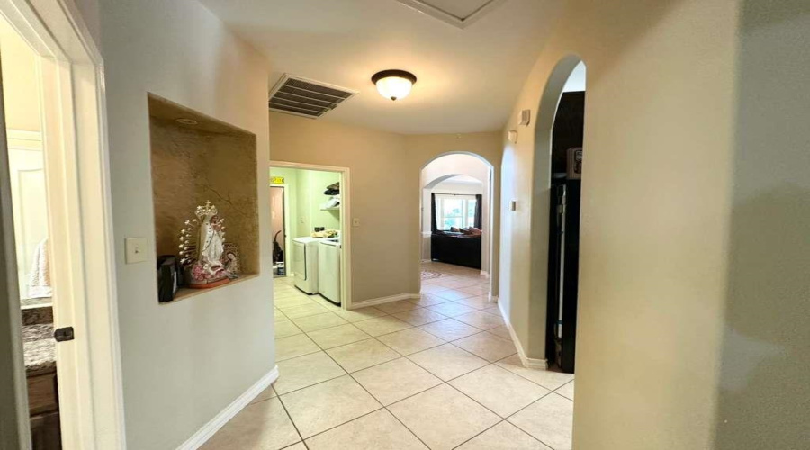 3918 Aidin St, LAREDO, Texas 78045, 3 Bedrooms Bedrooms, 6 Rooms Rooms,2 BathroomsBathrooms,Residential,For Sale,3918 Aidin St,20262143