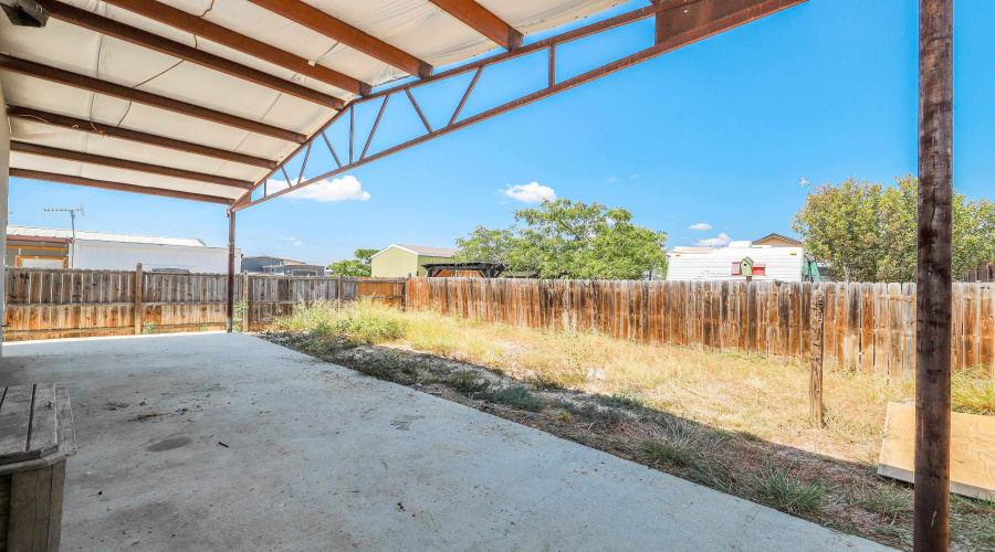 104 Palo De Rosa Loop, Laredo, Texas 78043, 3 Bedrooms Bedrooms, 5 Rooms Rooms,2 BathroomsBathrooms,Residential,For Rent,104 Palo De Rosa Loop,20264320