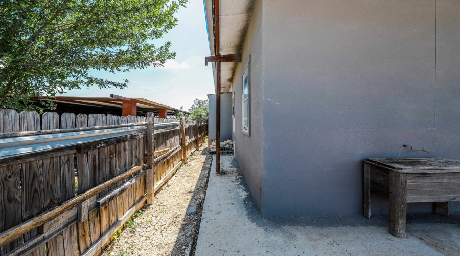 104 Palo De Rosa Loop, Laredo, Texas 78043, 3 Bedrooms Bedrooms, 5 Rooms Rooms,2 BathroomsBathrooms,Residential,For Rent,104 Palo De Rosa Loop,20264320