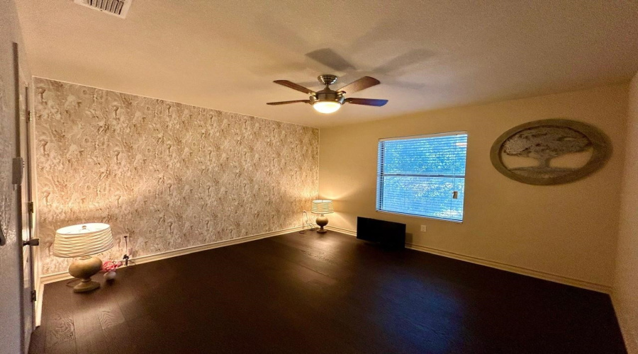 9813 Sandhill Dr, LAREDO, Texas 78045, 3 Bedrooms Bedrooms, 7 Rooms Rooms,2 BathroomsBathrooms,Residential,For Rent,9813 Sandhill Dr,20264322