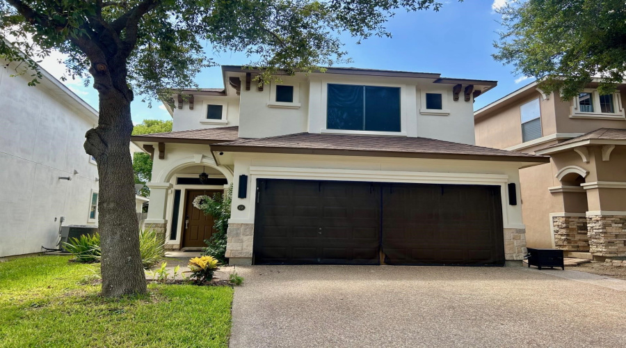9813 Sandhill Dr, LAREDO, Texas 78045, 3 Bedrooms Bedrooms, 7 Rooms Rooms,2 BathroomsBathrooms,Residential,For Rent,9813 Sandhill Dr,20264322