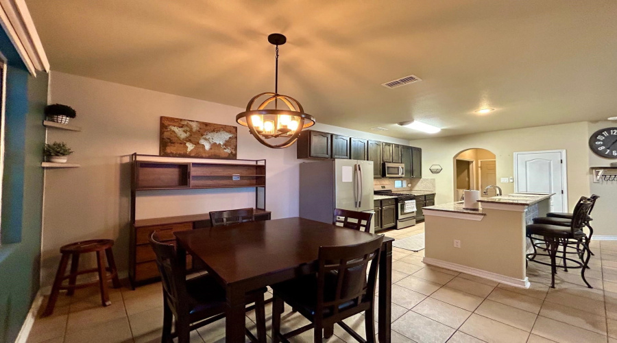 9813 Sandhill Dr, LAREDO, Texas 78045, 3 Bedrooms Bedrooms, 7 Rooms Rooms,2 BathroomsBathrooms,Residential,For Rent,9813 Sandhill Dr,20264322