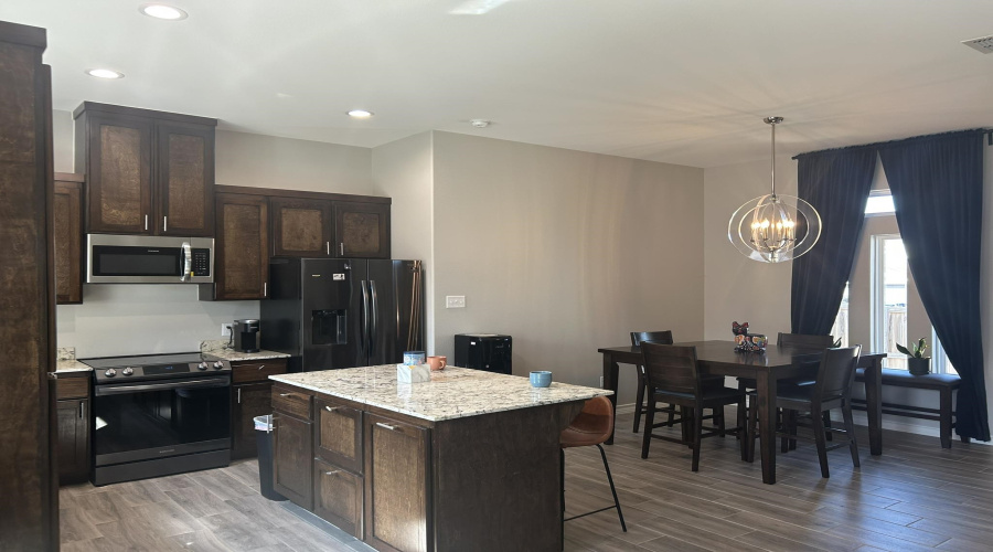 5608 Palestine Dr, Laredo, Texas 78046, 2 Bedrooms Bedrooms, 6 Rooms Rooms,2 BathroomsBathrooms,Residential,For Rent,5608 Palestine Dr,20264325