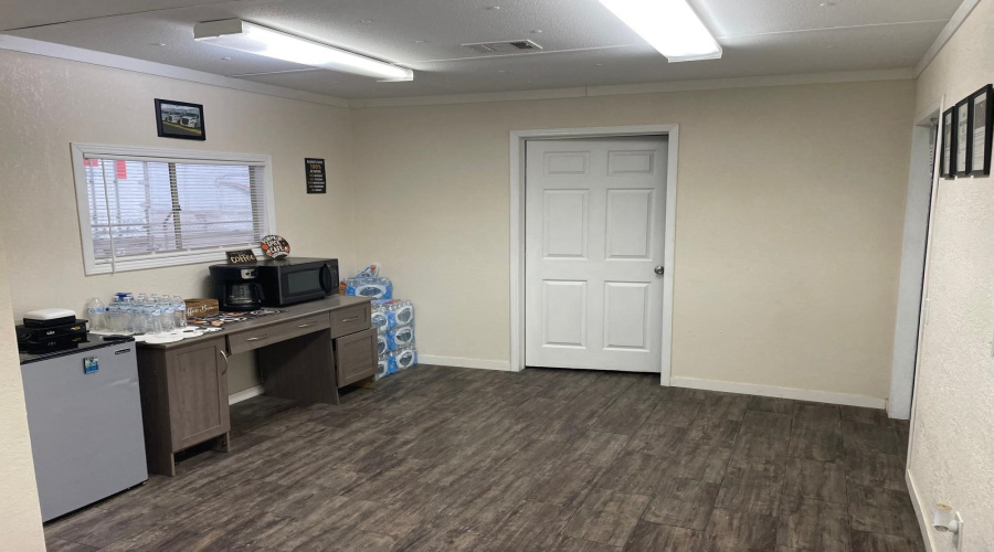 11919 Sara Rd, Laredo, Texas 78045, ,Land,For Rent,11919 Sara Rd,20255443