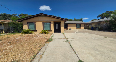 418 E Walnut St, Laredo, Texas 78041, 3 Bedrooms Bedrooms, 6 Rooms Rooms,2 BathroomsBathrooms,Residential,For Sale,418 E Walnut St,20264328 418 E Walnut St, Laredo, Texas 78041, 3 Bedrooms Bedrooms, 6 Rooms Rooms,2 BathroomsBathrooms,Residential,For Sale,418 E Walnut St,20264328