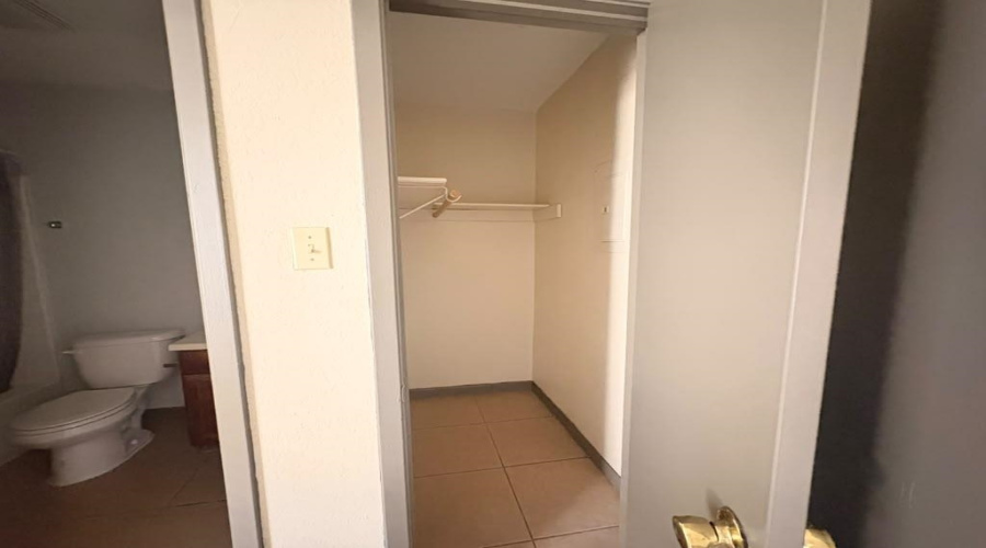 2918 Thurman St, Laredo, Texas 78046, 1 Bedroom Bedrooms, 2 Rooms Rooms,1 BathroomBathrooms,Residential,For Rent,2918 Thurman St,20264331