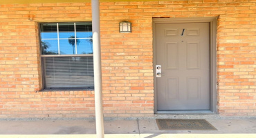 2918 Thurman St, Laredo, Texas 78046, 1 Bedroom Bedrooms, 2 Rooms Rooms,1 BathroomBathrooms,Residential,For Rent,2918 Thurman St,20264331
