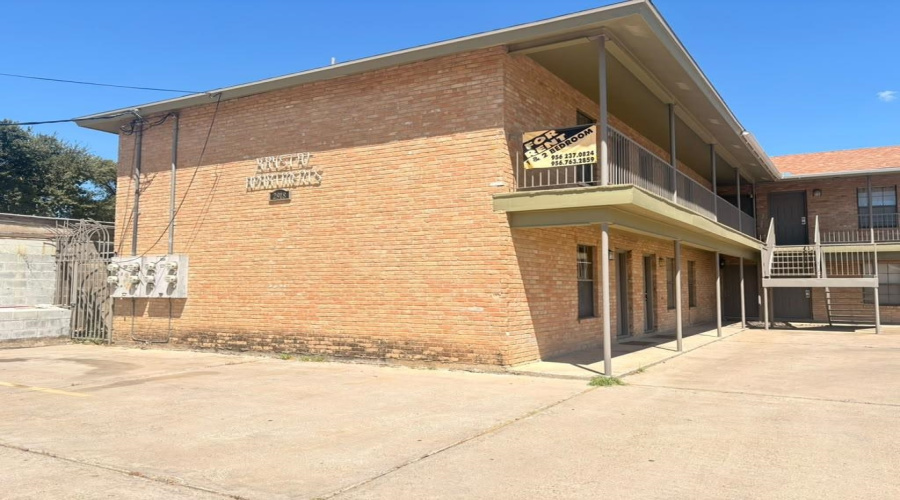 2918 Thurman St, Laredo, Texas 78046, 1 Bedroom Bedrooms, 2 Rooms Rooms,1 BathroomBathrooms,Residential,For Rent,2918 Thurman St,20264331