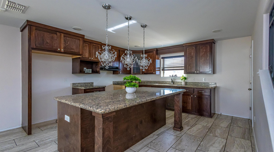 4314 Maria Eva Ln., LAREDO, Texas 78046, 4 Bedrooms Bedrooms, 6 Rooms Rooms,2 BathroomsBathrooms,Residential,For Sale,4314 Maria Eva Ln.,20264332