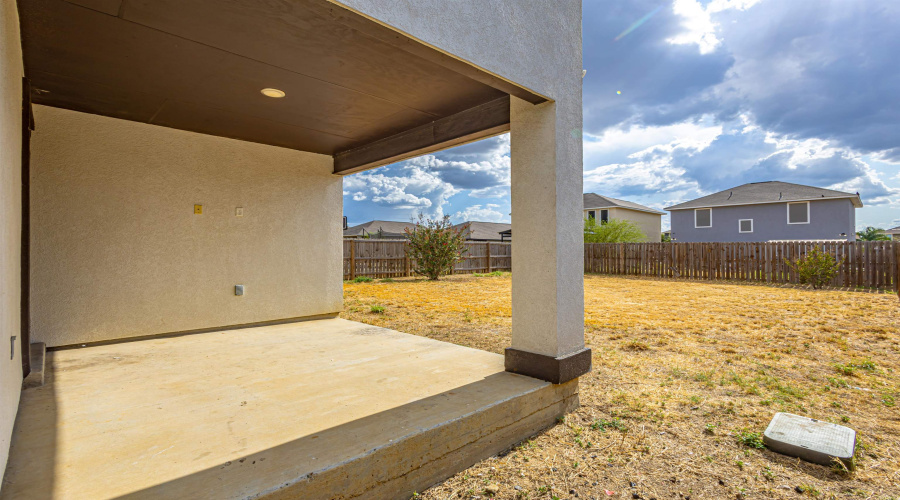 4314 Maria Eva Ln., LAREDO, Texas 78046, 4 Bedrooms Bedrooms, 6 Rooms Rooms,2 BathroomsBathrooms,Residential,For Sale,4314 Maria Eva Ln.,20264332