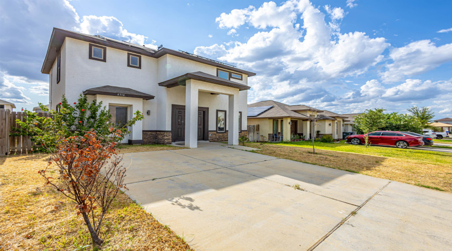 4314 Maria Eva Ln., LAREDO, Texas 78046, 4 Bedrooms Bedrooms, 6 Rooms Rooms,2 BathroomsBathrooms,Residential,For Sale,4314 Maria Eva Ln.,20264332
