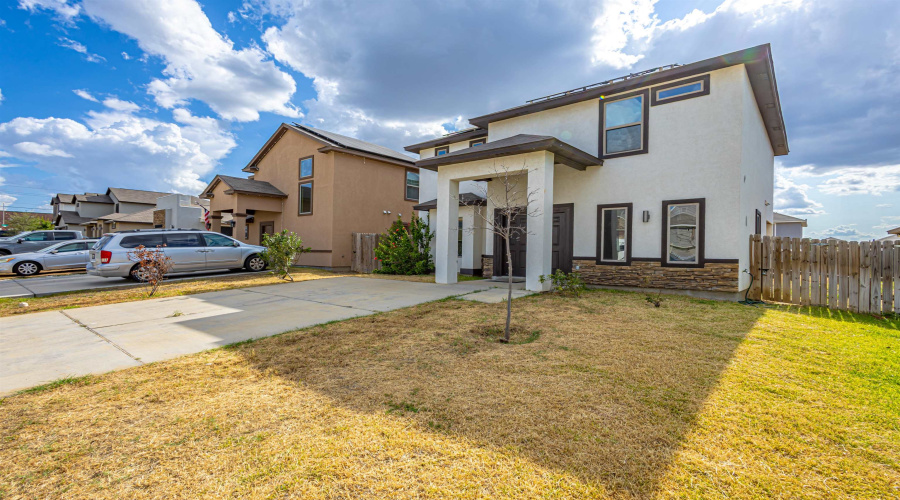 4314 Maria Eva Ln., LAREDO, Texas 78046, 4 Bedrooms Bedrooms, 6 Rooms Rooms,2 BathroomsBathrooms,Residential,For Sale,4314 Maria Eva Ln.,20264332
