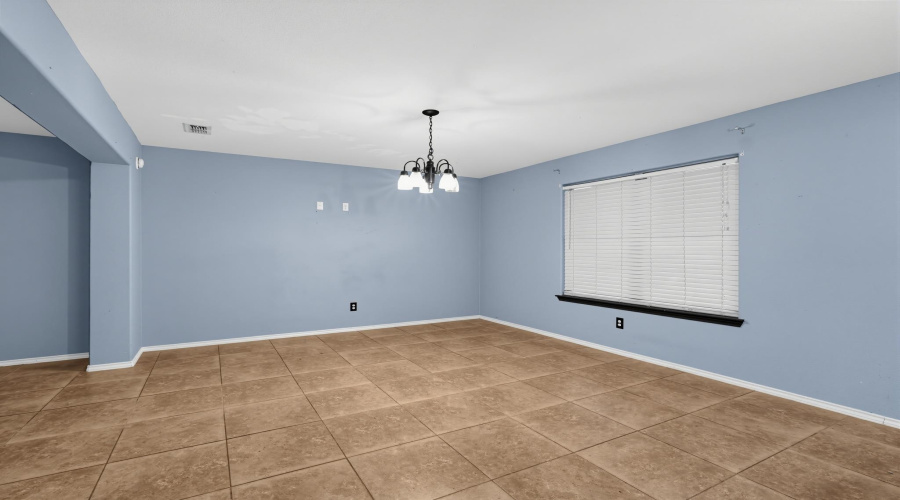3403 Sereno Dr., Laredo, Texas 78046, 3 Bedrooms Bedrooms, 6 Rooms Rooms,2 BathroomsBathrooms,Residential,For Sale,3403 Sereno Dr.,20264335