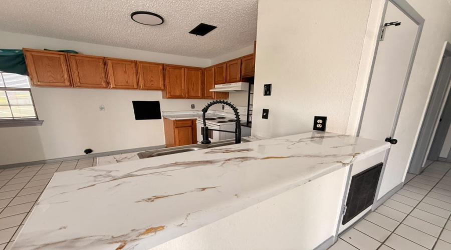2901 San Agustin Ave, Laredo, Texas 78040, 2 Bedrooms Bedrooms, 2 Rooms Rooms,1 BathroomBathrooms,Residential,For Rent,2901 San Agustin Ave,20264336