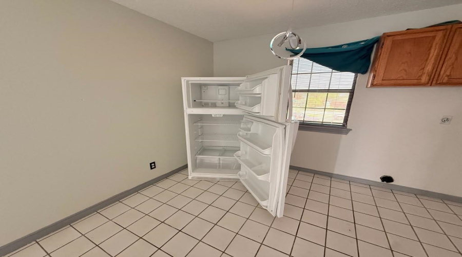 2901 San Agustin Ave, Laredo, Texas 78040, 2 Bedrooms Bedrooms, 2 Rooms Rooms,1 BathroomBathrooms,Residential,For Rent,2901 San Agustin Ave,20264336