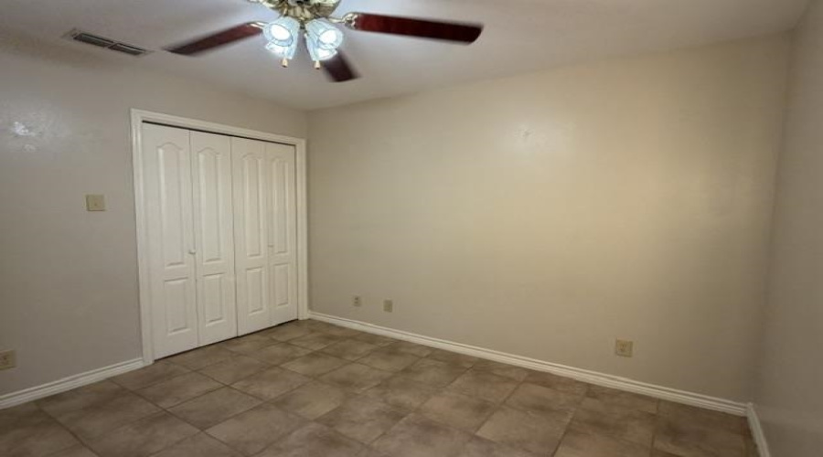 805 Prancer Rd, laredo, Texas 78045, 3 Bedrooms Bedrooms, 5 Rooms Rooms,1 BathroomBathrooms,Residential,For Rent,805 Prancer Rd,20264338