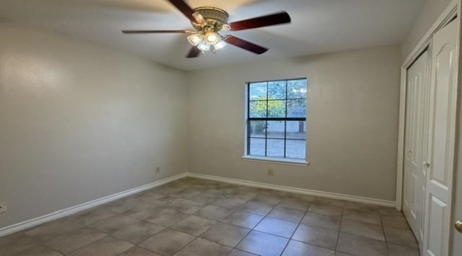 805 Prancer Rd, laredo, Texas 78045, 3 Bedrooms Bedrooms, 5 Rooms Rooms,1 BathroomBathrooms,Residential,For Rent,805 Prancer Rd,20264338