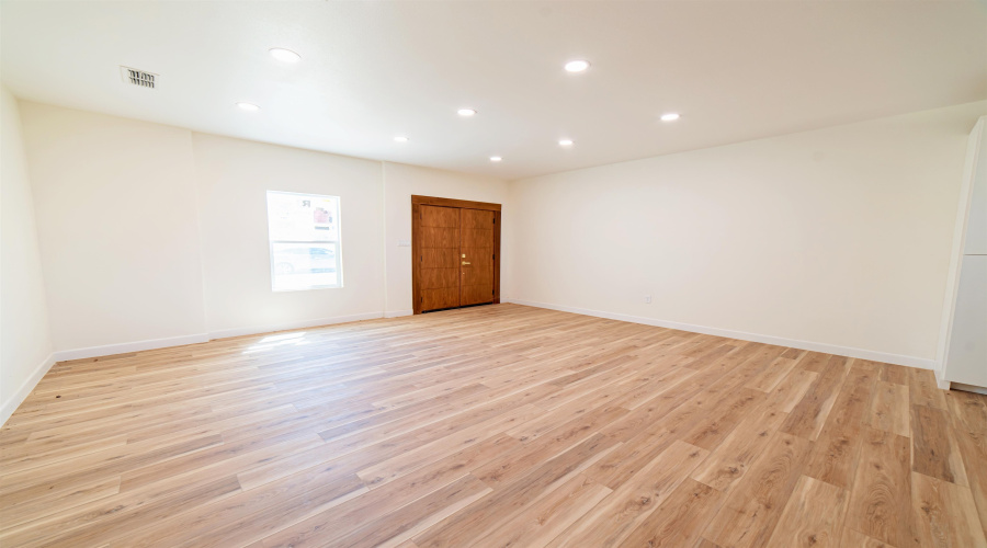 5408 Galicia Lane, laredo, Texas 78046, 3 Bedrooms Bedrooms, 3 Rooms Rooms,3 BathroomsBathrooms,Residential,For Sale,5408 Galicia Lane,20264360
