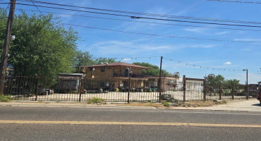 619 S Meadow Ave, Laredo, Texas 78040, 1 Room Rooms,1 BathroomBathrooms,Commercial retail/office,For Sale,619 S Meadow Ave,20264362