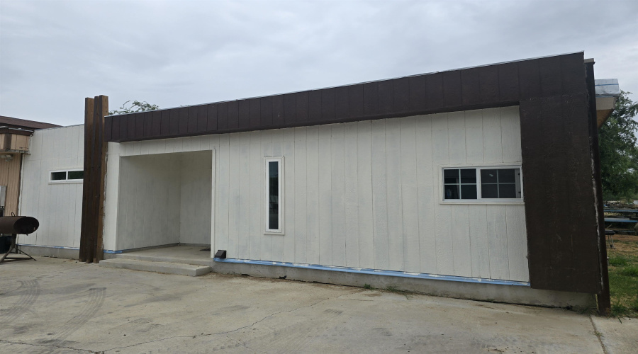 619 S Meadow Ave, Laredo, Texas 78040, 1 Room Rooms,1 BathroomBathrooms,Commercial retail/office,For Sale,619 S Meadow Ave,20264362