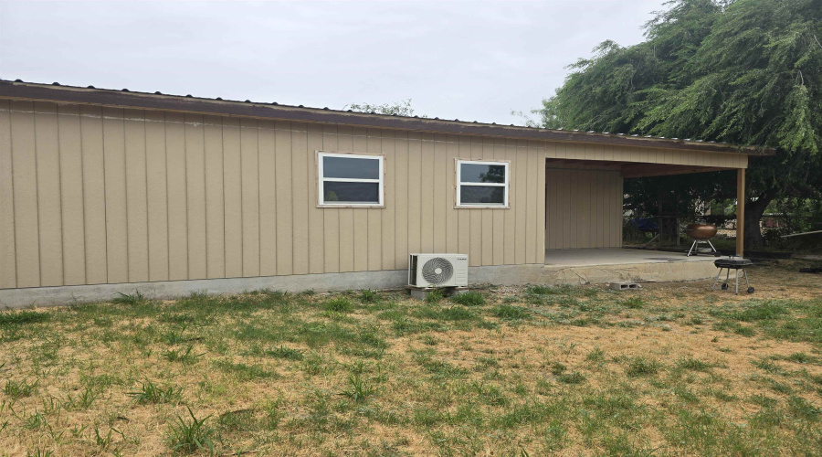 619 S Meadow Ave, Laredo, Texas 78040, 1 Room Rooms,1 BathroomBathrooms,Commercial retail/office,For Sale,619 S Meadow Ave,20264362