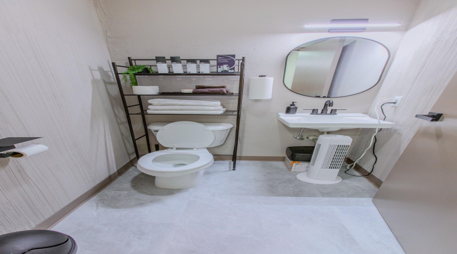 209 W Village Blvd, Laredo, Texas 78041, 1 Room Rooms,2 BathroomsBathrooms,Commercial retail/office,For Rent,209 W Village Blvd,20264364