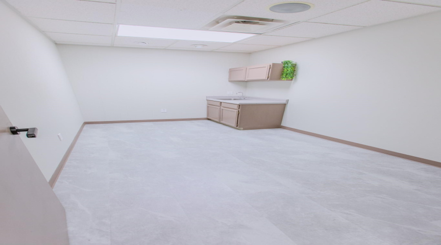 209 W Village Blvd, Laredo, Texas 78041, 1 Room Rooms,2 BathroomsBathrooms,Commercial retail/office,For Rent,209 W Village Blvd,20264364