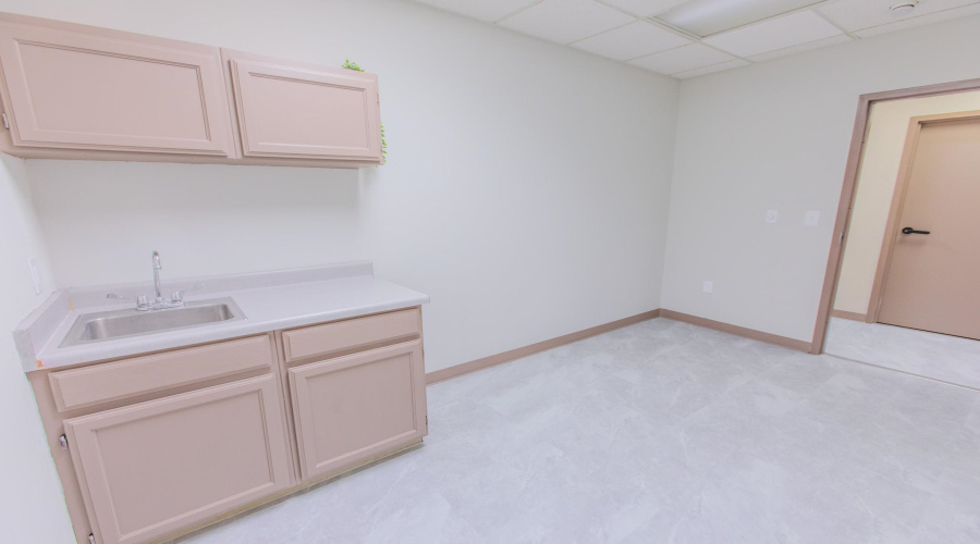 209 W Village Blvd, Laredo, Texas 78041, 1 Room Rooms,2 BathroomsBathrooms,Commercial retail/office,For Rent,209 W Village Blvd,20264364