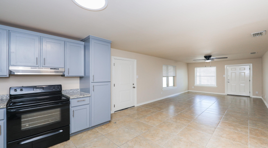 2301 Ligarde St, LAREDO, Texas 78043, 2 Bedrooms Bedrooms, 5 Rooms Rooms,2 BathroomsBathrooms,Residential,For Rent,2301 Ligarde St,20264361