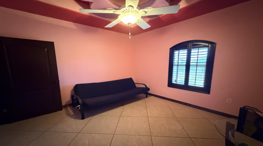 1317 Weslaco Ln, Zapata, Texas 78076, 3 Bedrooms Bedrooms, 6 Rooms Rooms,2 BathroomsBathrooms,Residential,For Sale,1317 Weslaco Ln,20264363