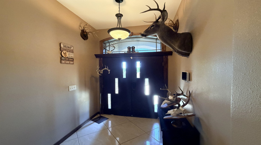 1317 Weslaco Ln, Zapata, Texas 78076, 3 Bedrooms Bedrooms, 6 Rooms Rooms,2 BathroomsBathrooms,Residential,For Sale,1317 Weslaco Ln,20264363