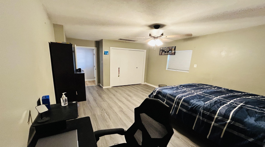 2510 Montgomery St, LAREDO, Texas 78043, 3 Bedrooms Bedrooms, 3 Rooms Rooms,2 BathroomsBathrooms,Residential,For Sale,2510 Montgomery St,20264367