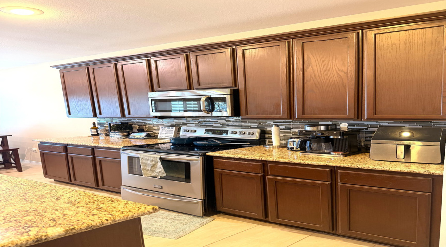 119 Date Palm Dr., Laredo, Texas 78045, 4 Bedrooms Bedrooms, 10 Rooms Rooms,2 BathroomsBathrooms,Residential,For Sale,119 Date Palm Dr.,20264376