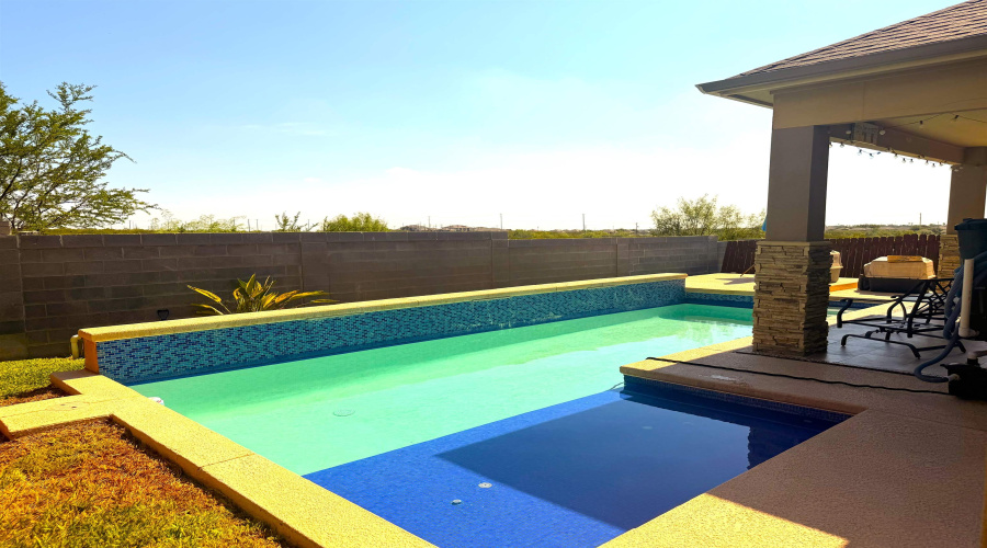 119 Date Palm Dr., Laredo, Texas 78045, 4 Bedrooms Bedrooms, 10 Rooms Rooms,2 BathroomsBathrooms,Residential,For Sale,119 Date Palm Dr.,20264376