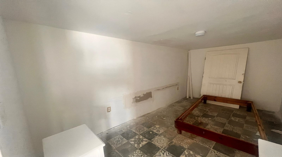 1817 1/2 Lincoln St, Laredo, Texas 78040, 3 Bedrooms Bedrooms, 5 Rooms Rooms,2 BathroomsBathrooms,Residential,For Rent,1817 1/2 Lincoln St,20264377