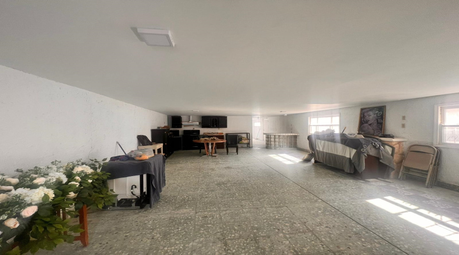 1817 1/2 Lincoln St, Laredo, Texas 78040, 3 Bedrooms Bedrooms, 5 Rooms Rooms,2 BathroomsBathrooms,Residential,For Rent,1817 1/2 Lincoln St,20264377