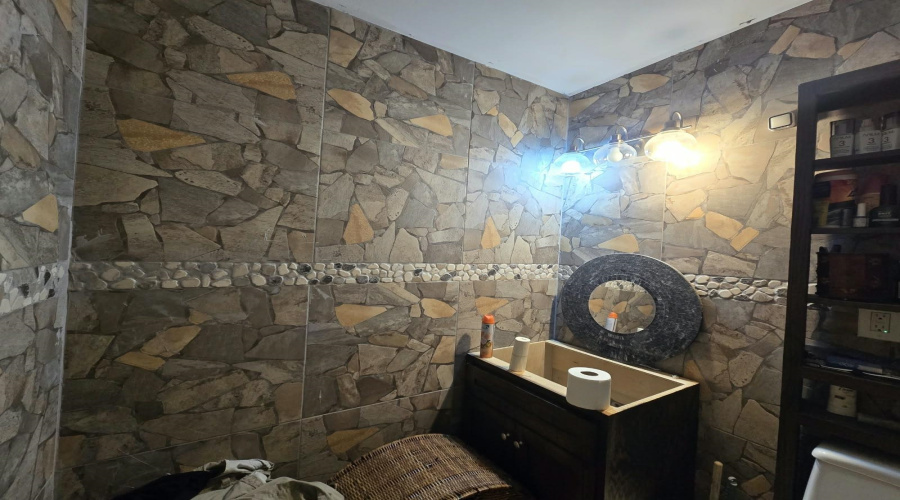 155 RANCH ROAD Las Lomas I, Laredo, Texas 78043, 2 Bedrooms Bedrooms, 4 Rooms Rooms,2 BathroomsBathrooms,Residential,For Sale,155 RANCH ROAD Las Lomas I,20264384