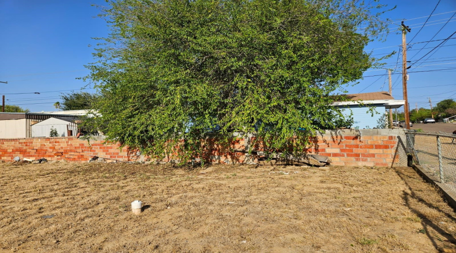 714 Guerrero St, Laredo, Texas 78040, 2 Bedrooms Bedrooms, 6 Rooms Rooms,2 BathroomsBathrooms,Residential,For Sale,714 Guerrero St,20264385