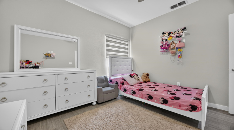 1616 Jerez Lp., Laredo, Texas 78046, 3 Bedrooms Bedrooms, 5 Rooms Rooms,2 BathroomsBathrooms,Residential,For Sale,1616 Jerez Lp.,20264388