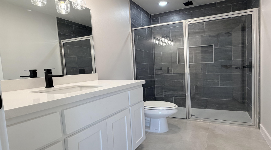 1628 Materia Dr., Laredo, Texas 78046, 3 Bedrooms Bedrooms, 6 Rooms Rooms,2 BathroomsBathrooms,Residential,For Sale,1628 Materia Dr.,20264390