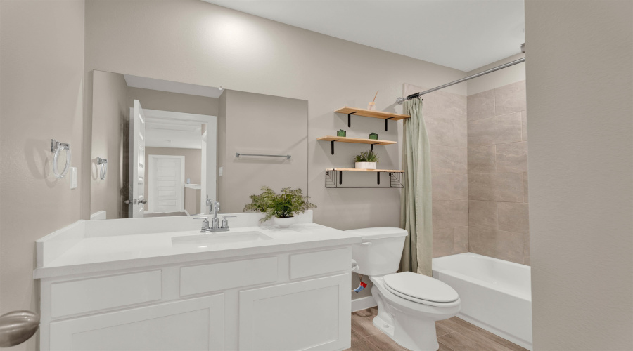 1806 Sambar Lp, Laredo, Texas 78045, 3 Bedrooms Bedrooms, 6 Rooms Rooms,2 BathroomsBathrooms,Residential,For Sale,1806 Sambar Lp,20264391